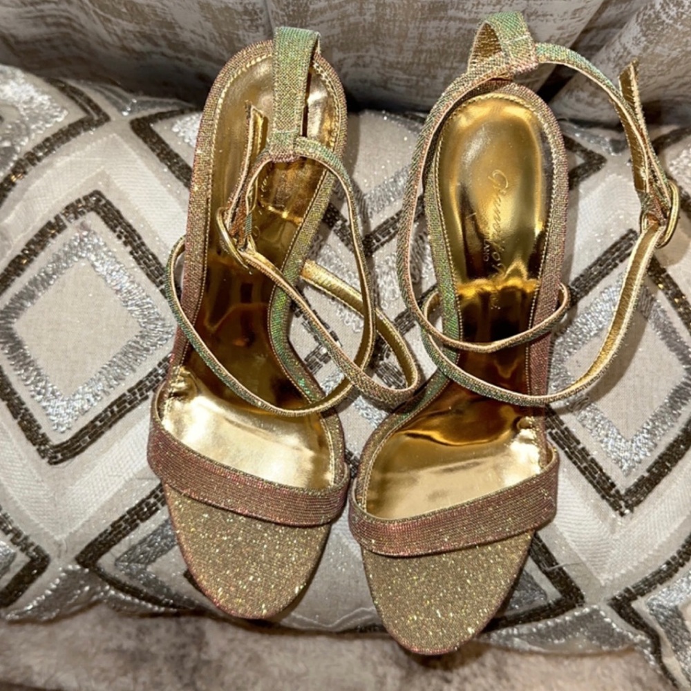 Gianvito Rossi Crystal-Embellished Sandals